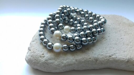 hematite and pearl elastic bracelet
