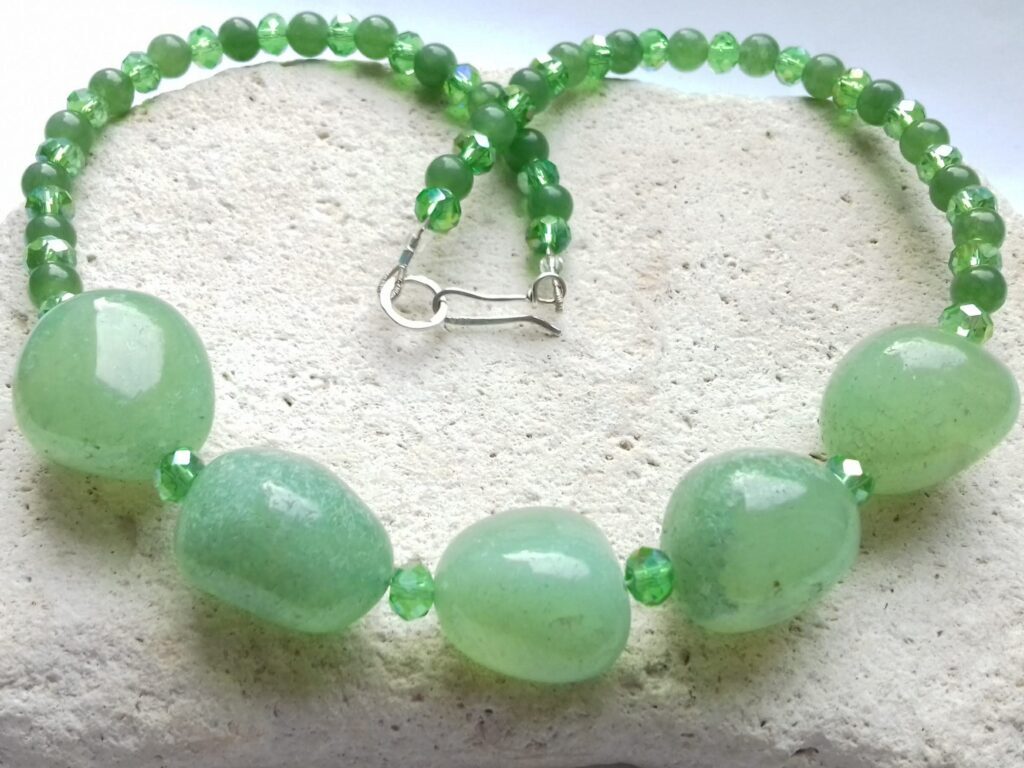 greenary chalcedony colour theory necklace