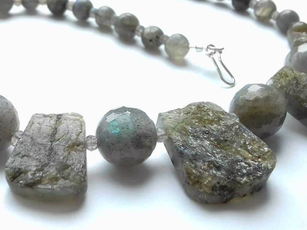 Granite Necklace Teaser made from textured grey larbadorite square slabs
